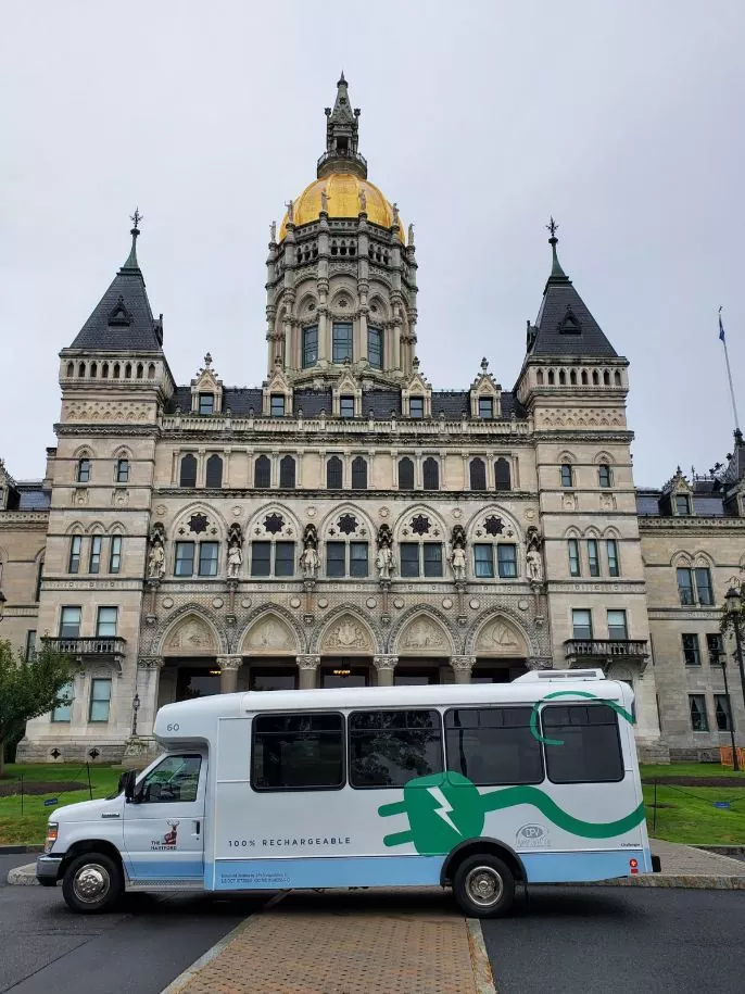 Electric shuttle bus from DPV