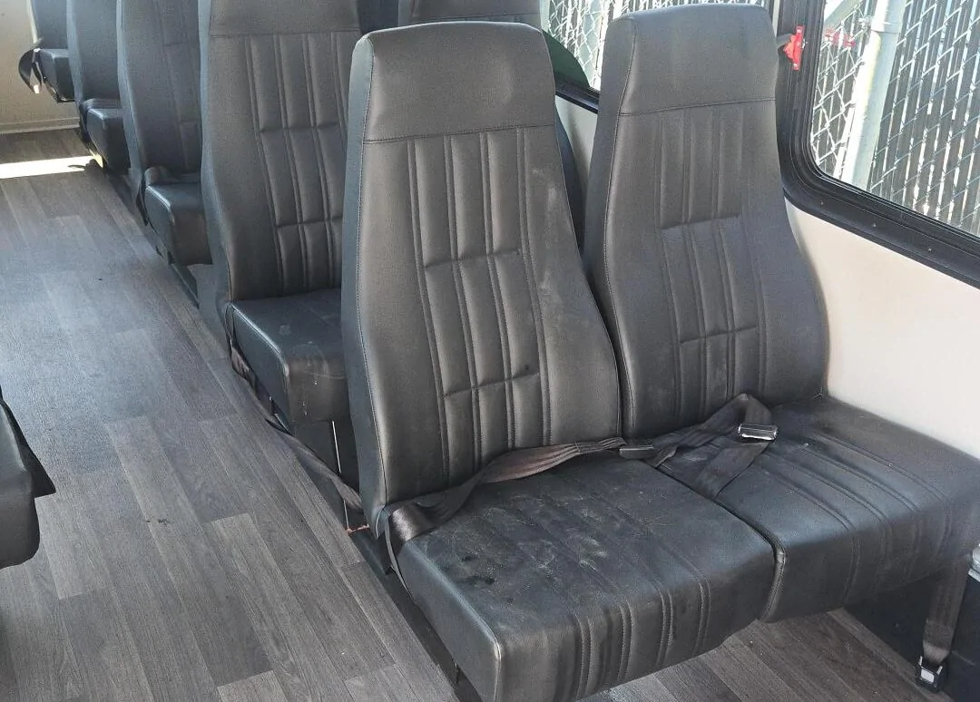 2019 Electric Mini Bus – Ford E-Series | 60