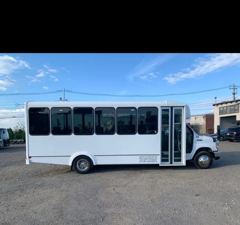 2019 Electric Mini Bus – Ford E-Series | 60