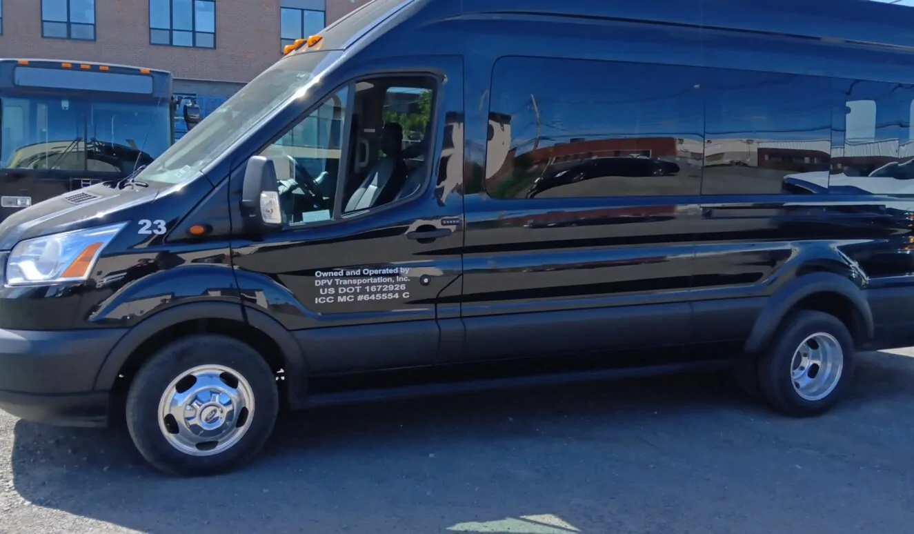 2019 Ford Transit Van – 13 Passenger | 23